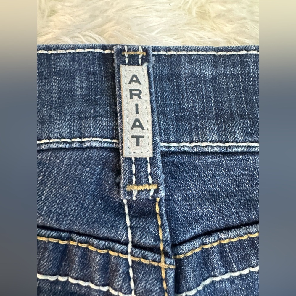 Ariat Real Denim jeans Stitching woman’s size 31 L X 34 Bootcut Western Stretch - Picture 9 of 12
